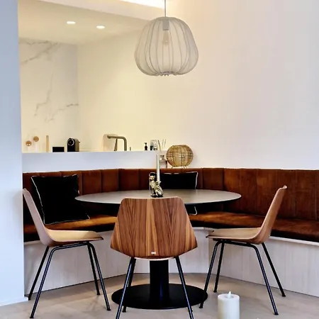 Wellington D3 Full Service Et Parking クノック・ヘイスト